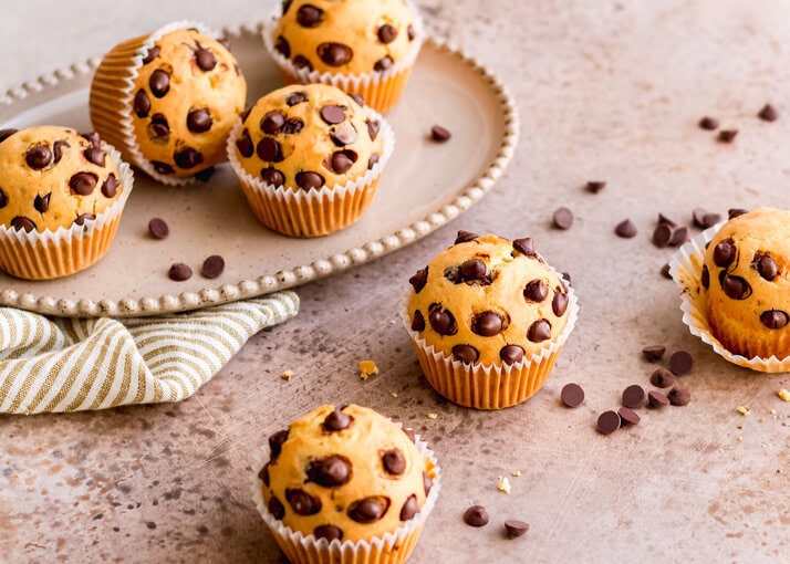 Dark chocolate chip muffins